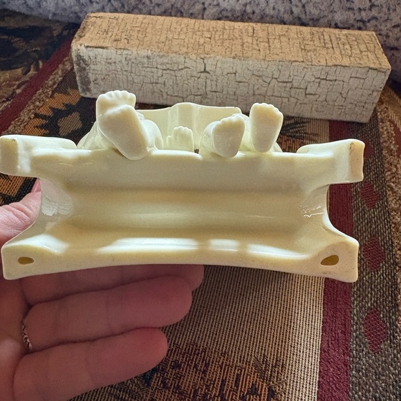 Vintage Porcelain Angel Figurine Two
Angels Sitting On a Bench - Picture 8 of 12